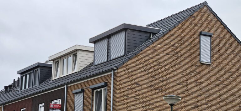 Dakkapel Nijmegen op rijtjeswoning met strakke afwerking