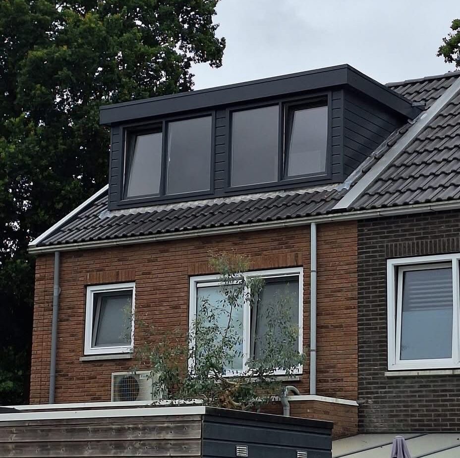 Dakkapel In rotterdam geplaatst