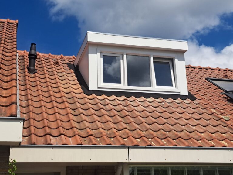 Luxe Dakkapel in Zwolle geplaatst door dakkapel prefab