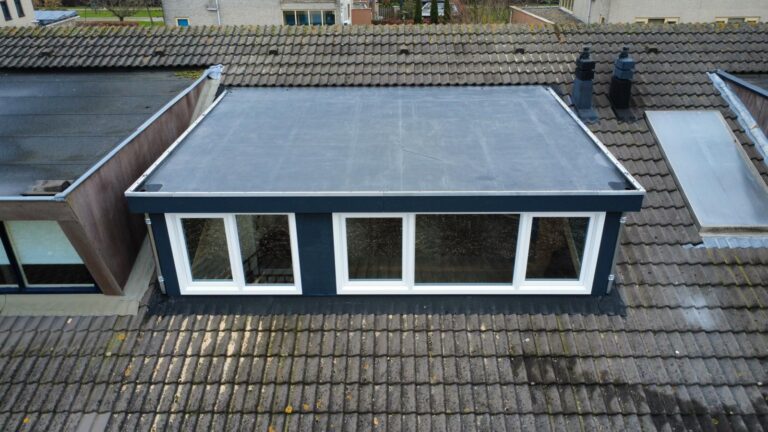 Dakkapel in Zwolle geplaatst door dakkapel prefab